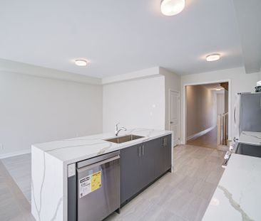 For Lease - 1179 Dartmouth Crescent, Oakville, Ontario - Photo 1