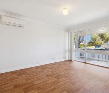 WELCOME HOME - Photo 1