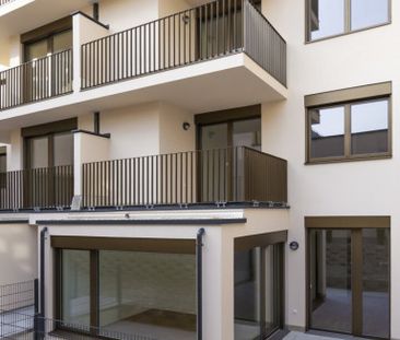 Exklusive Zwei Zimmerwohnung - Lichtdurchflutet - Charmante Details... - Foto 4