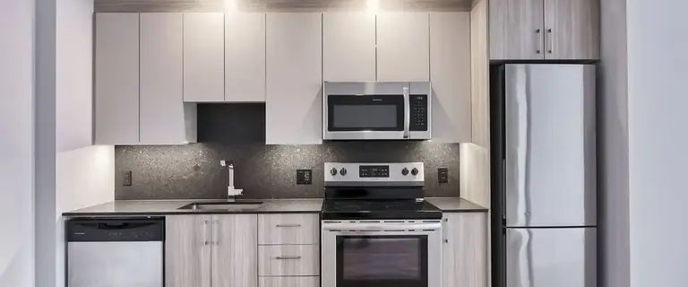 30 Saint Joseph Boulevard Est | 30 Saint-Joseph Est, Montreal - Photo 1