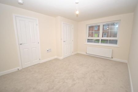 2 bedroom terraced house to rent - Photo 3