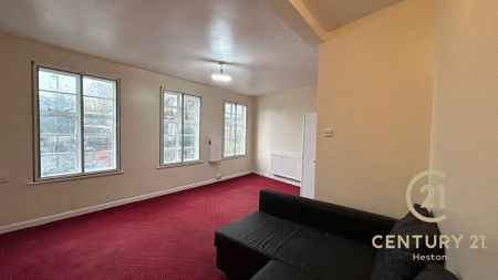 2 bedroom flat to rent - Photo 2