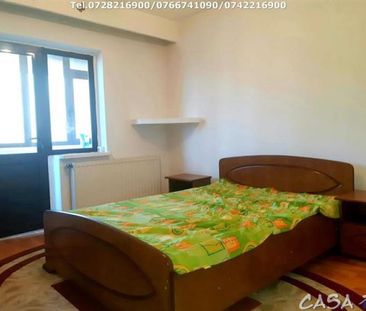 Inchiriere apartament 3 camere ,Str Comuna din Paris - Fotografie 2