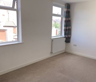 2 Bed Flat, Ashbourne House, BS5 - Photo 4