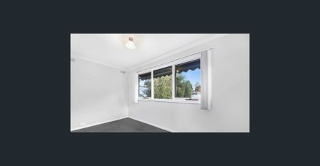 Spacious 4-Bedroom Home - Photo 5