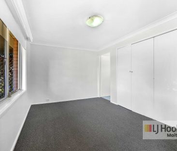 Neat Unit in Ideal Location! - Photo 1