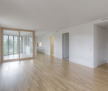 2.5 Zimmer, 74 m², 1. Stock - Photo 2