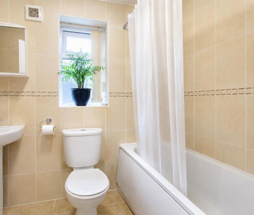 1 bedroom private hall to rent - Photo 6