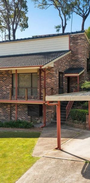 Four Bedroom Home - Photo 1