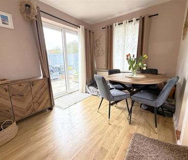 3 bedroom link detached house to rent - Photo 5