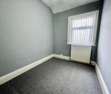 29 Joanmount Gardens, Belfast, BT14 6NX - Photo 3