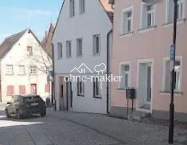 Helle EG-Wohnung in Roth mit Top-Lage - Foto 1