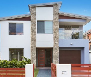 Ultra-Modern Family Home - Photo 2