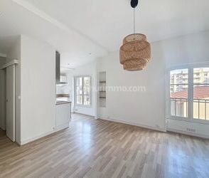 Location Appartement 2 pièces 42 m2 à Clermont-Ferrand - Photo 3