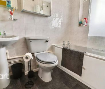 1 bedroom semi-detached house to rent - Photo 4