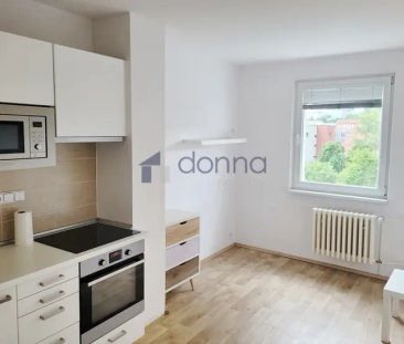 Pronájem bytu 3+1/L, 79 m - Photo 1