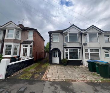 3 bedroom semi-detached house to rent - Photo 2