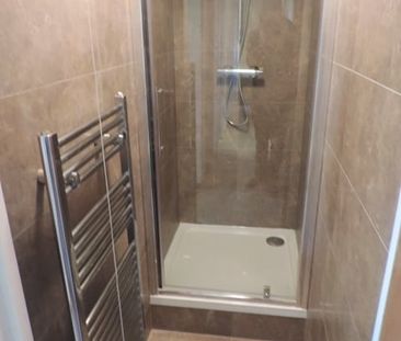 Room in a Shared Flat, Finch House, SE8 - Photo 6