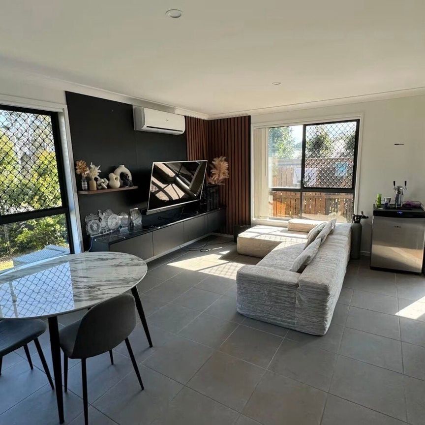 Coomera - Photo 1
