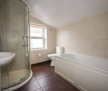 2 bedroom maisonette to rent - Photo 5