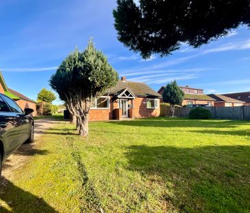 2 bedroom Detached Bungalow to let - Photo 2