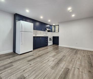 For Lease - 12 Ramsey Crescent, Hamilton, Ontario - Photo 4