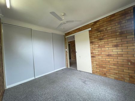NEAT AND TIDY UNIT AT THE BEACH - Photo 3