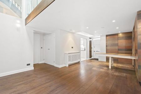 3 bedroom mews to rent - Photo 5