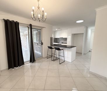 Stylish and Spacious 3-Bedroom Home in Ambarvale - Photo 3