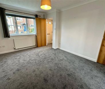 2 bedroom end of terrace house to rent - Photo 6