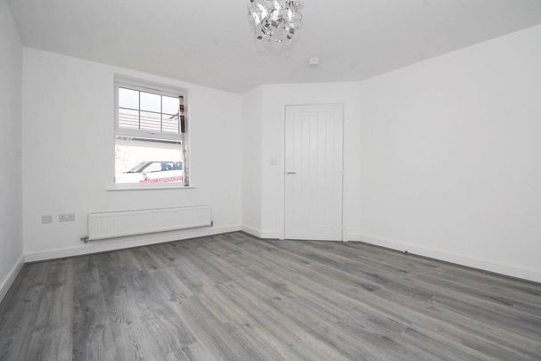 3 bedroom detached house to rent - Photo 1