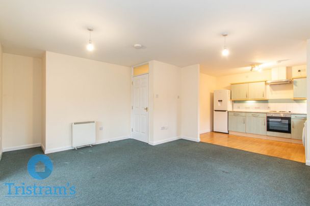 2 bed Apartment for Rent - Photo 1