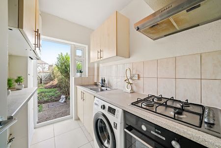 Room 5S, Fairfield Drive, UB6 - Photo 5