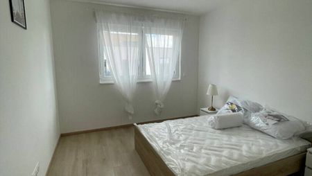 Appartement Mont Saint Martin 2 pièces meublé - Photo 4