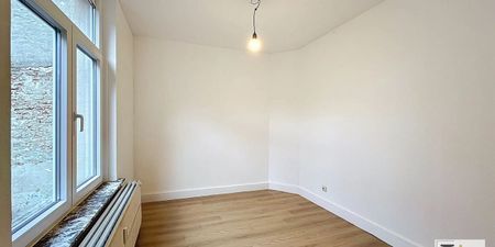 Appartement te huur in Liège voor € 700 met 1 slaapkamer - Photo 5