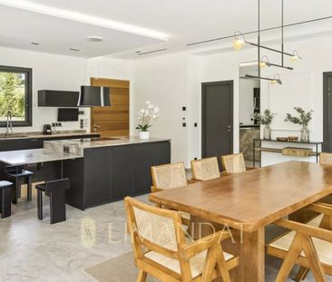 Mougins, Villa contemporaine – 4 chambres – Piscine - Sauna - Studio - Photo 2