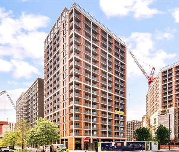 Bloom East, Nine Elms Lane, SW11, London - Photo 3