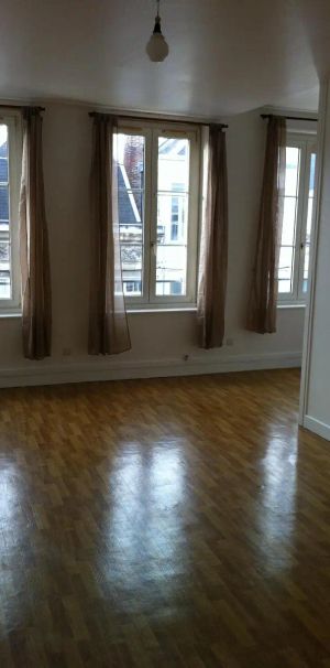 Appartement à louer 2 pièces 42.61m² - Photo 2