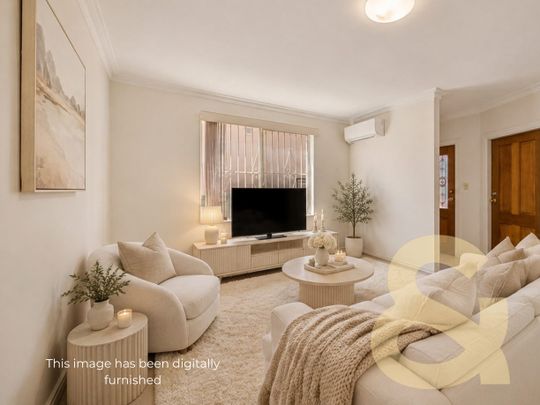 Ground Floor Duplex in a Peaceful and Convenient Location - Photo 1