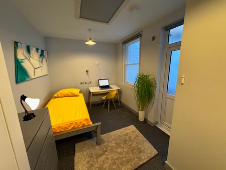 Bowling Green Street - Photo 2