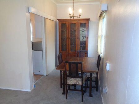 Freshly Painted Two Bedroom Family Home - Photo 4