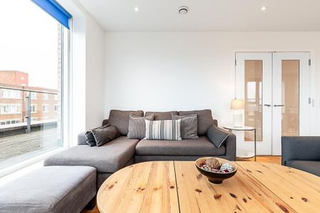 3 bedroom flat to rent - Photo 5