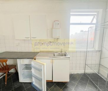 House share to rent - Photo 1