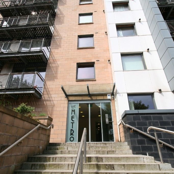 Rose Street, 2 Bedroom Furnished Apartment, Garnethill – Available 20/11/2024 - Photo 1