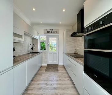 2 bedroom detached bungalow to rent - Photo 1