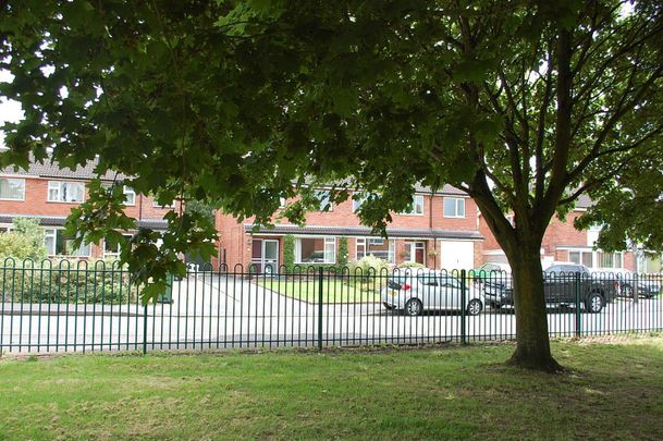 Wycliffe Avenue, Barrow Upon Soar, Leicestershire - Photo 1