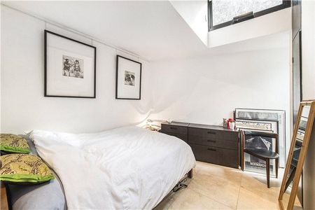 4 bedroom detached house to rent - Photo 4