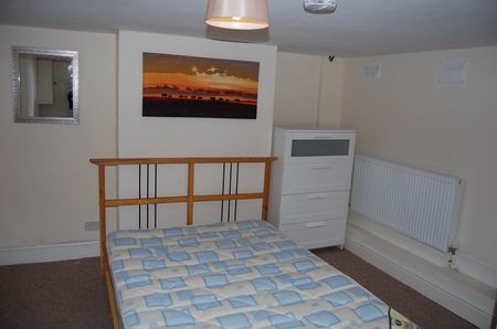 Richmond Road - Photo 4