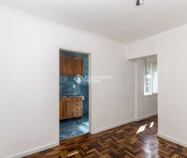 Apartamento com 1 quarto e 33m² para alugar em Passo d'Areia, Porto... - Foto 1