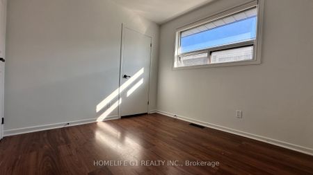 For Lease - 12 Primula Crescent, Toronto, Ontario - Photo 5